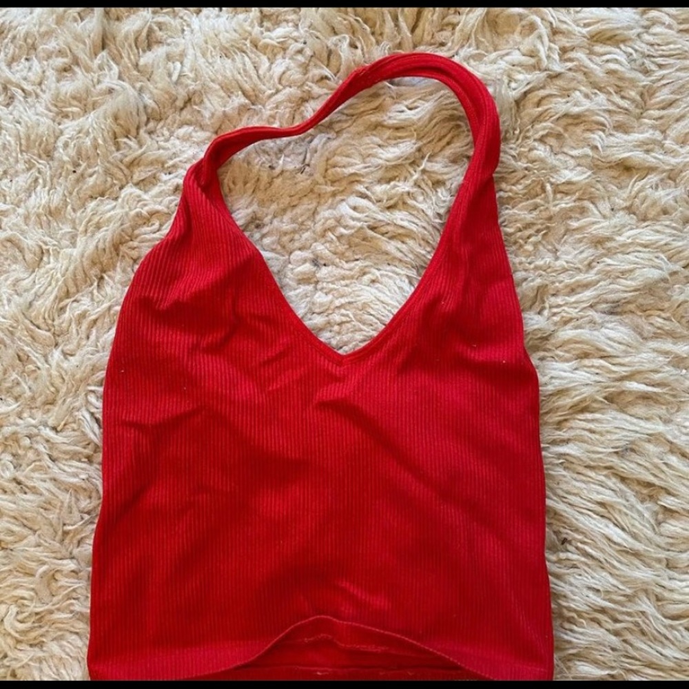 URBAN OUTFITTERS HALTER TOP!